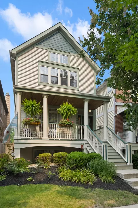 4008 N Kolmar Ave, Chicago, IL 60641