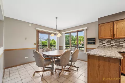 Dining - 33705 Creek Ct, Ingleside, IL 60041 photo 2 of 2