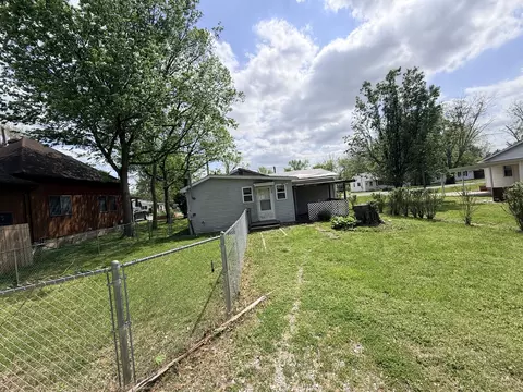 2012 Roblee Ave, Murphysboro, IL 62966 photo 13