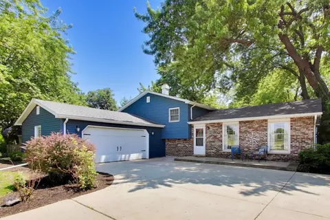 24143 W 103rd St, Naperville, IL 60564