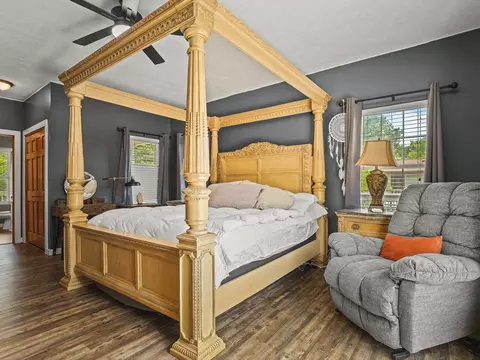 Bedroom - 1393 Chadbourne Dr, Davis, IL 61019 photo 1 of 4