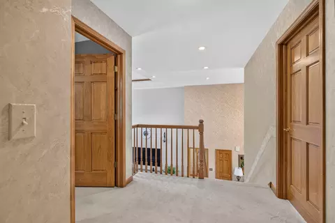 Entry Way - 2841 Emerald Dr, Ottawa, IL 61350 photo 1 of 6