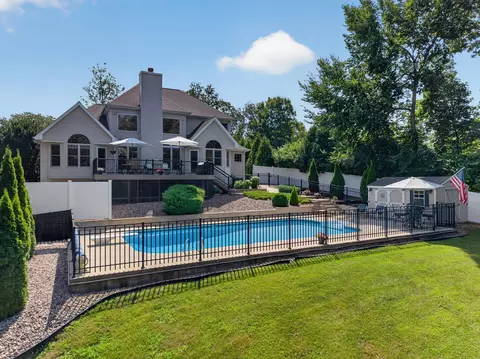 Other - 2841 Emerald Dr, Ottawa, IL 61350 photo 2 of 7