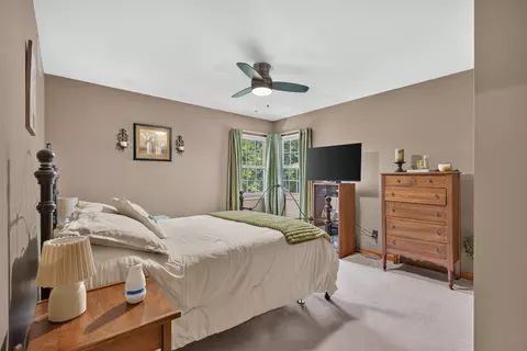 Bedroom - 2841 Emerald Dr, Ottawa, IL 61350 photo 2 of 8