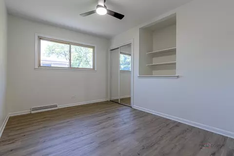 308 Wheeling Ave, Wheeling, IL 60090 photo 15