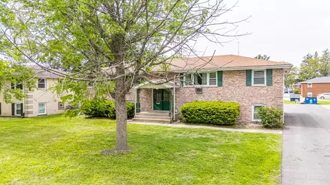 221 S Small Ave, Kankakee, IL 60901 photo 3