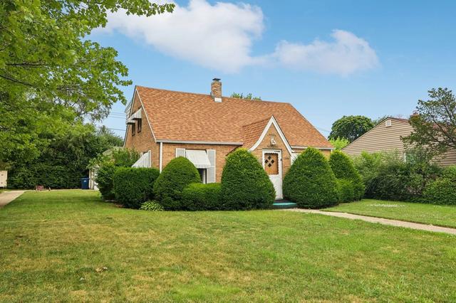 2218 Pearsall Pkwy, Waukegan, IL 60085