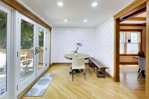 1504 W Juneway Ter, Chicago, IL 60626 photo 16