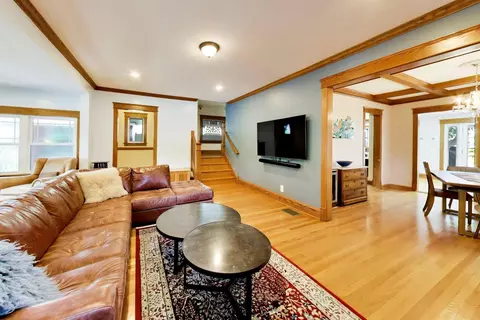 1504 W Juneway Ter, Chicago, IL 60626 photo 7