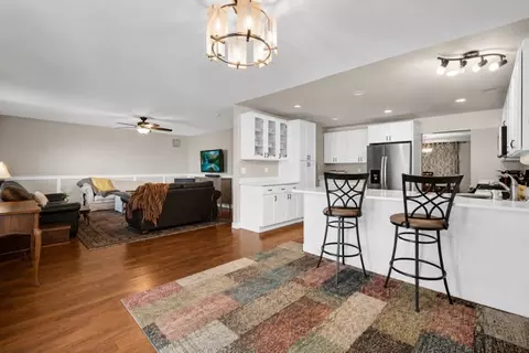 Kitchen - 4841 W Falcon Ct, Monee, IL 60449 photo 4 of 4