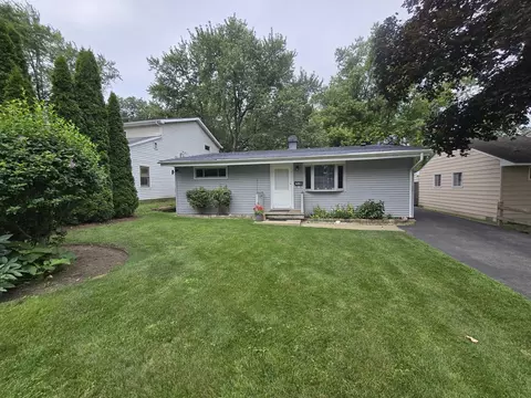 164 N Prairie Ave, Mundelein, IL 60060