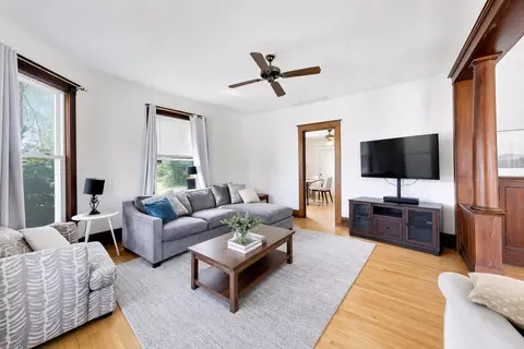Living - 422 Summit St, Elgin, IL 60120 photo 1 of 5