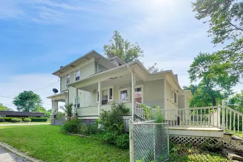 Exterior - 422 Summit St, Elgin, IL 60120 photo 11 of 15