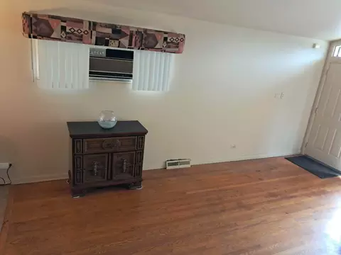 Living - 1236 E 85th St, Chicago, IL 60619 photo 2 of 3