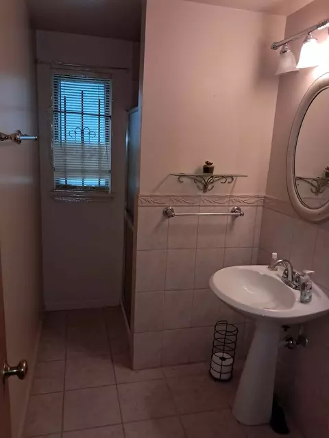 Bath - 1236 E 85th St, Chicago, IL 60619 photo 2 of 3