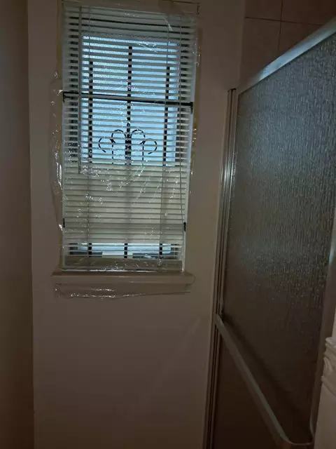 Bath - 1236 E 85th St, Chicago, IL 60619 photo 3 of 3