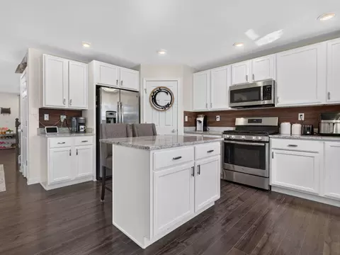 Kitchen - 1914 Eagle Dr, Morris, IL 60450 photo 1 of 5