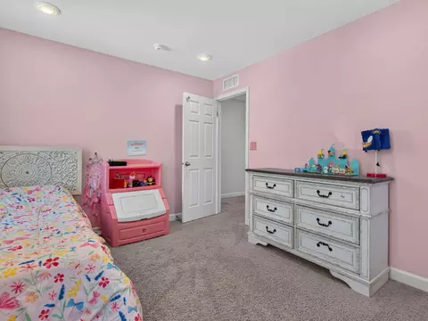 Bedroom - 1914 Eagle Dr, Morris, IL 60450 photo 6 of 8