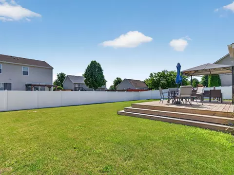 Exterior - 1914 Eagle Dr, Morris, IL 60450 photo 8 of 12