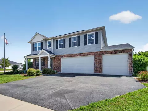 Exterior - 1914 Eagle Dr, Morris, IL 60450 photo 3 of 12