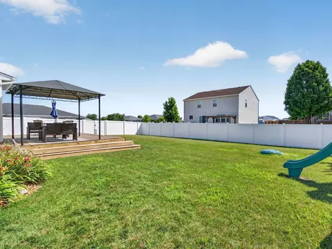 Exterior - 1914 Eagle Dr, Morris, IL 60450 photo 11 of 12