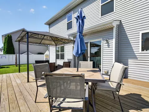 Exterior - 1914 Eagle Dr, Morris, IL 60450 photo 4 of 12