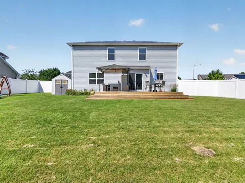 Exterior - 1914 Eagle Dr, Morris, IL 60450 photo 10 of 12