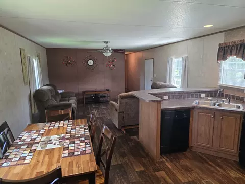 1500 Reed St, Eldorado, IL 62930 photo 11