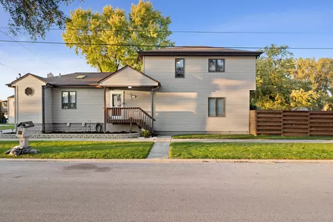 9954 Merrimac Ave, Oak Lawn, IL 60453