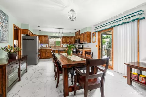 Dining - 413 Windsor Dr, Oswego, IL 60543 photo 1 of 1