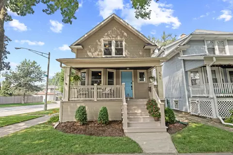545 S Harvey Ave, Oak Park, IL 60304