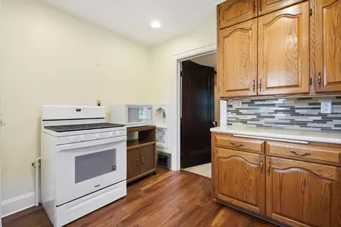 Kitchen - 511 27th Ave, Moline, IL 61265 photo 3 of 3