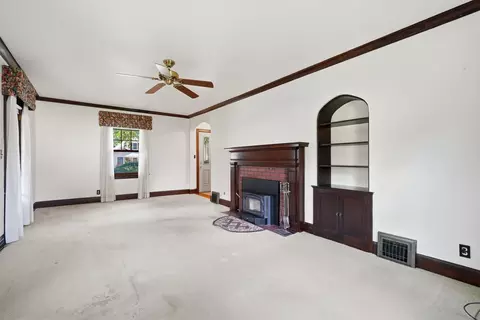 Living - 511 27th Ave, Moline, IL 61265 photo 2 of 2