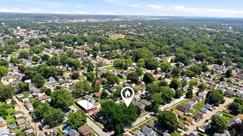 View/Area - 511 27th Ave, Moline, IL 61265 photo 5 of 8