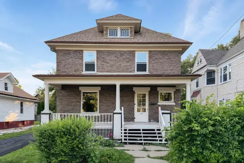 703 S 3rd St, Rockford, IL 61104
