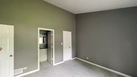 Bedroom - 568 Manor Pl, Aurora, IL 60506 photo 5 of 5