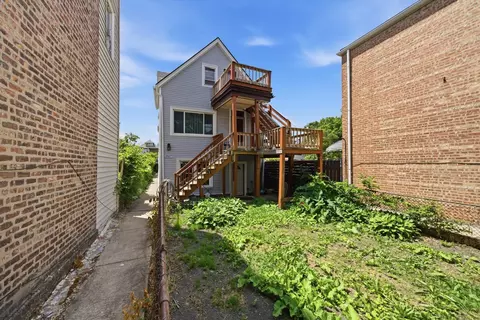 2627 W Montgomery Ave, Chicago, IL 60632