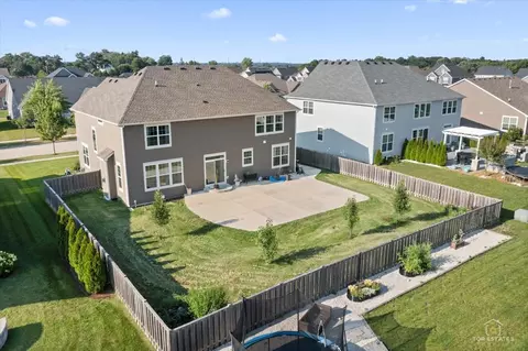 View/Area - 3617 Emerald Rd, Elgin, IL 60124 photo 3 of 7