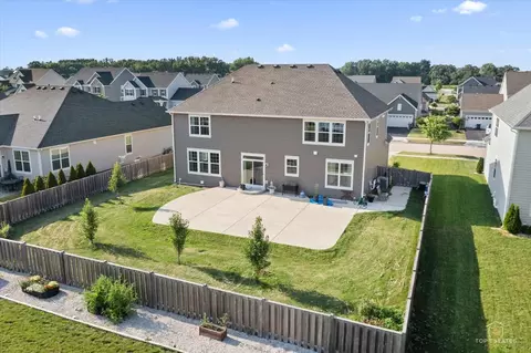 View/Area - 3617 Emerald Rd, Elgin, IL 60124 photo 4 of 7