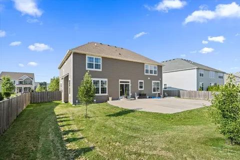 Exterior - 3617 Emerald Rd, Elgin, IL 60124 photo 5 of 5