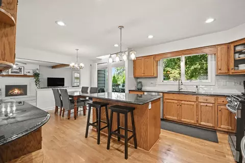 Kitchen - 2606 Modaff Rd, Naperville, IL 60565 photo 2 of 3