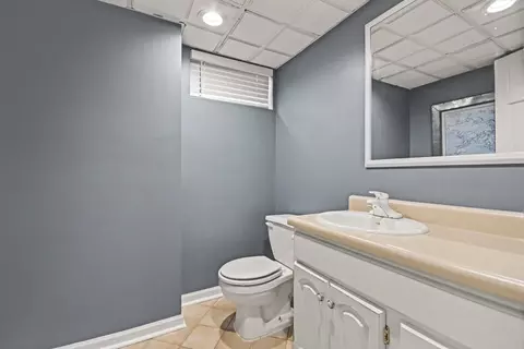 Bath - 2606 Modaff Rd, Naperville, IL 60565 photo 6 of 6