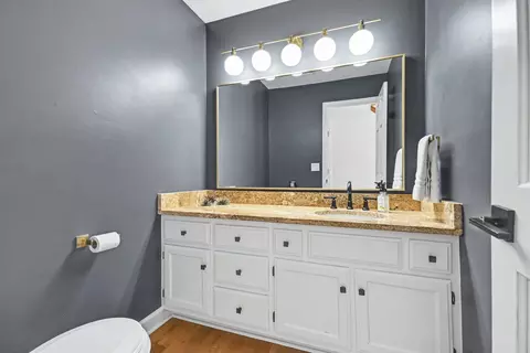 Bath - 2606 Modaff Rd, Naperville, IL 60565 photo 1 of 6