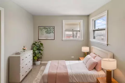 Bedroom - 5445 S 73rd Ave, Summit, IL 60501 photo 2 of 3