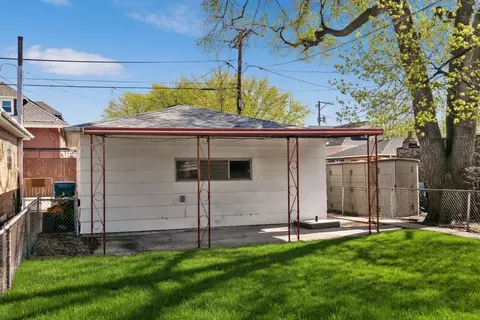 Exterior - 5445 S 73rd Ave, Summit, IL 60501 photo 4 of 4