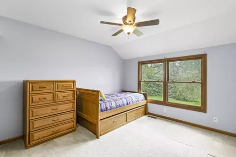 Bedroom - 997 S Hampton Ct, Aurora, IL 60506 photo 6 of 6