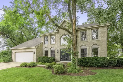 Exterior - 997 S Hampton Ct, Aurora, IL 60506 photo 17 of 17