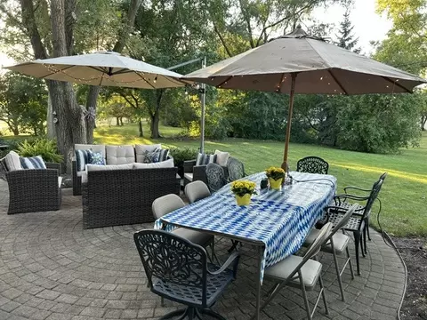 Exterior - 997 S Hampton Ct, Aurora, IL 60506 photo 15 of 17
