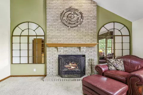 Other - 997 S Hampton Ct, Aurora, IL 60506 photo 2 of 12