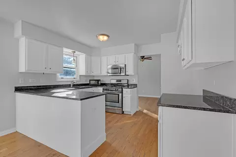 Kitchen - 1917 Chestnut Grove Dr, Plainfield, IL 60586 photo 2 of 2